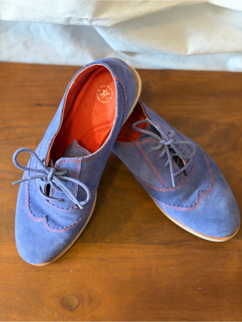 Johnston & Murphy Women's Blue Suede Lace-Up Oxfords